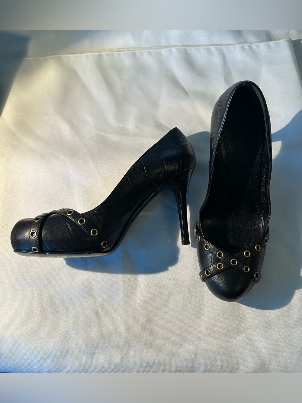 Alexander McQueen Romantic Goth Luxury Black Stiletto Pumps with Straps Size 6